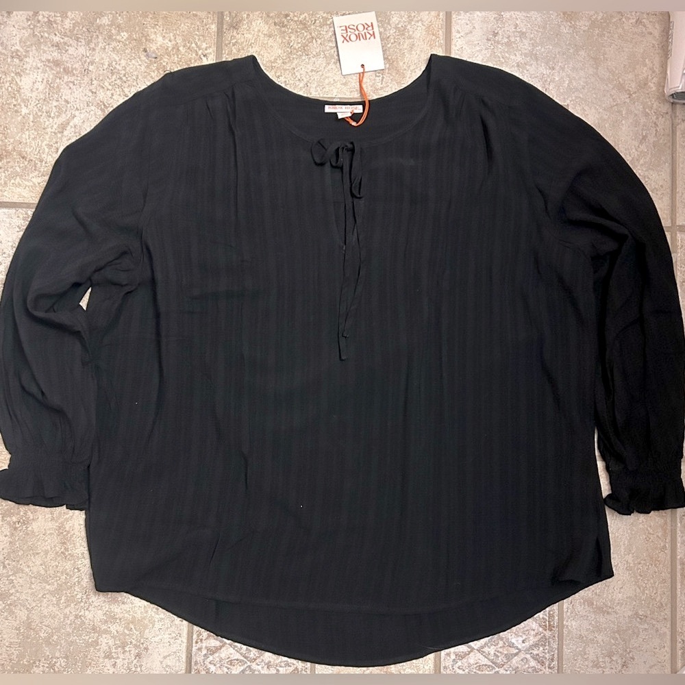 Knox Rose Black Top 1X NWT